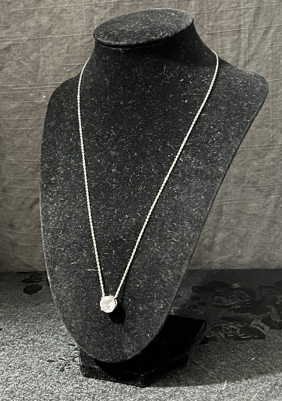 925 Sterling Silver Solitaire Round-Cut Stone Dainty Chain Pendant Necklace